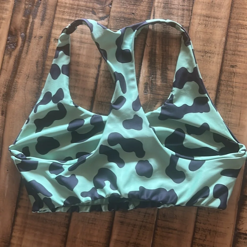 Beach Riot Rocky Top in Green Leopard - Picture 5 of 8